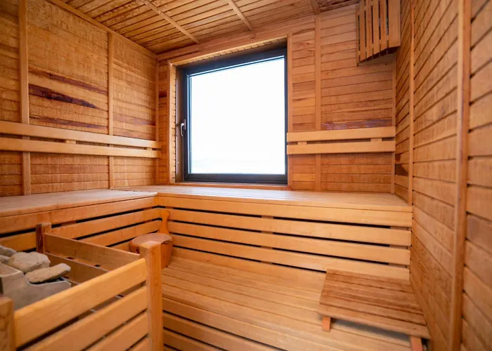 Hotel Anemon Grand 5*